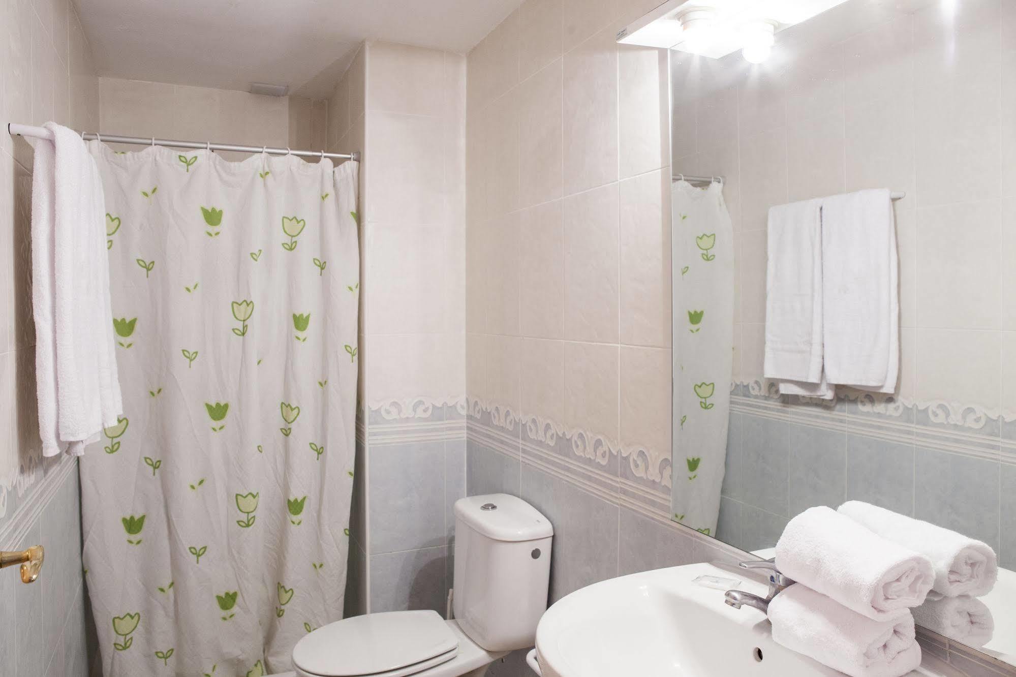 Appartamento Ibersol Siesta Dorada Salou Esterno foto